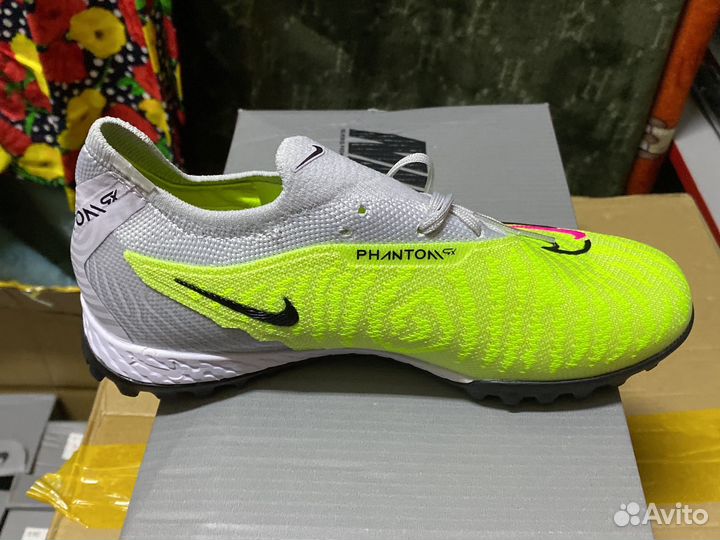 Сороконожки nike phantom gx