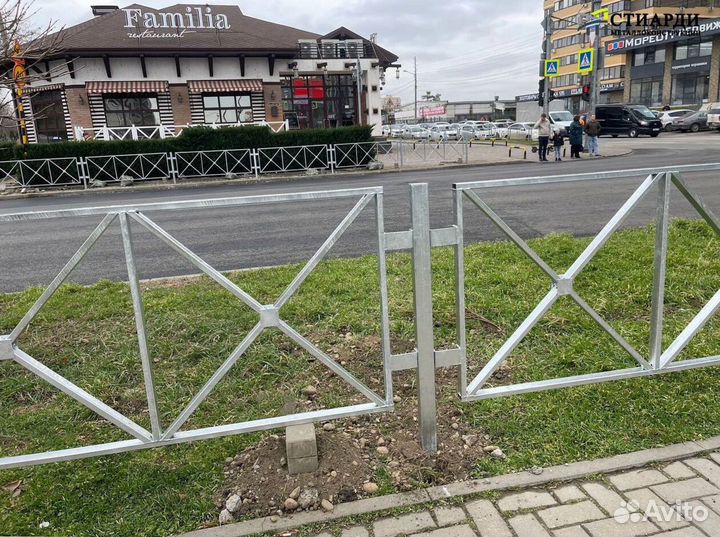 Пешеходное ограждение крест