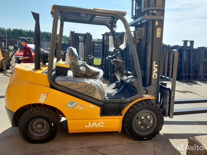 Вилочный погрузчик JAC CPCD35, 2023