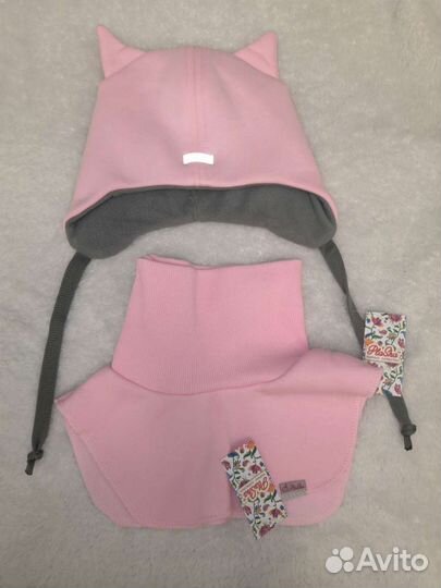 Шапка новая комплект шарф - манишка