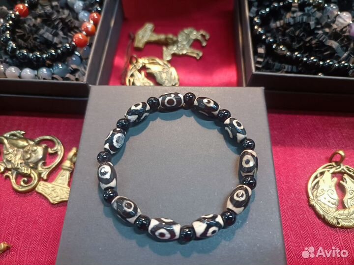 Браслет бусины дзи