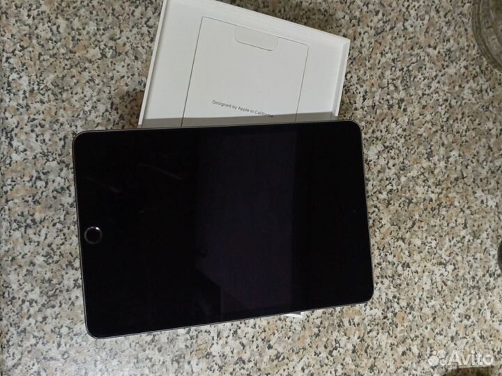 iPad mini 5 2019 64гб