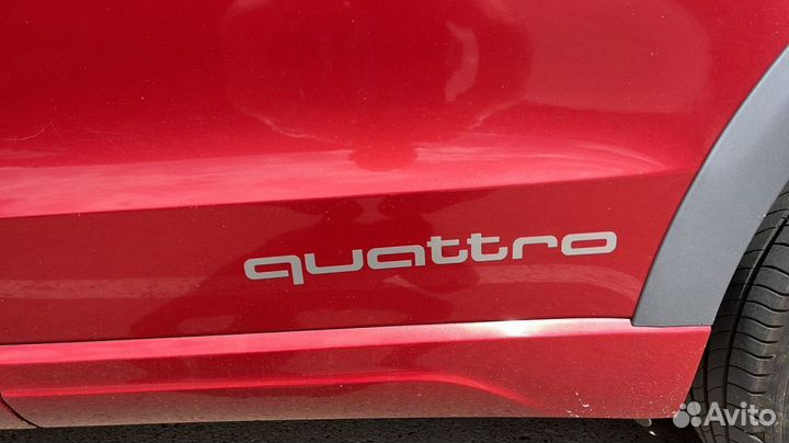 Наклейки Audi quattro на низ дверей