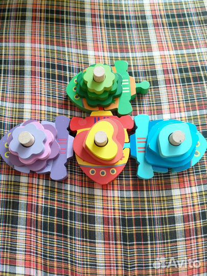 Развивающие игрушки