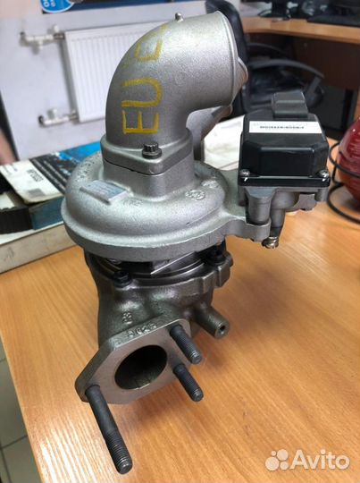 Турбокомпрессор Honeywell garrett 823665-0001