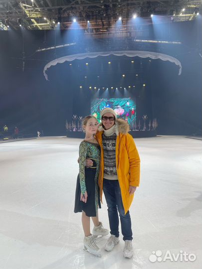 Тренер по фигурному катанию