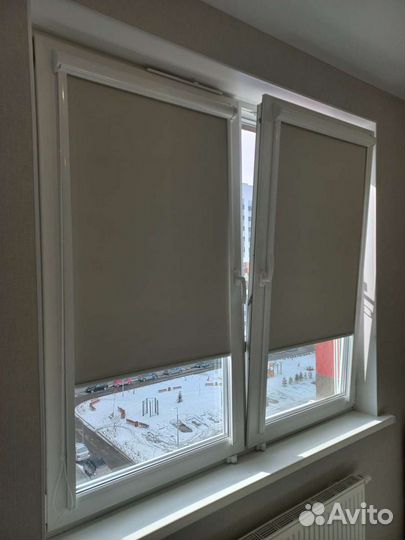 Кассетные шторы UNI для пластиковых окон