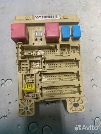 Блок предохранителей 82730-48761