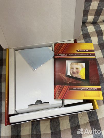 Цифровая фоторамка новая