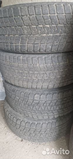 Bridgestone Blizzak DM-V1 225/55 R18