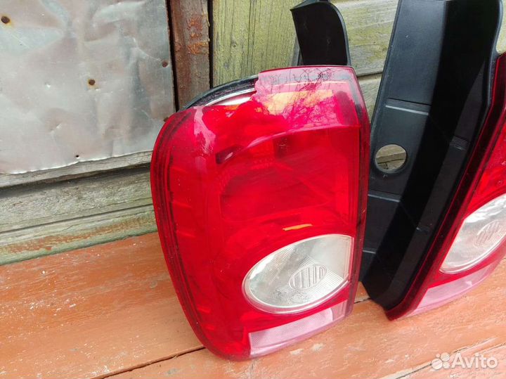 Задние фонари