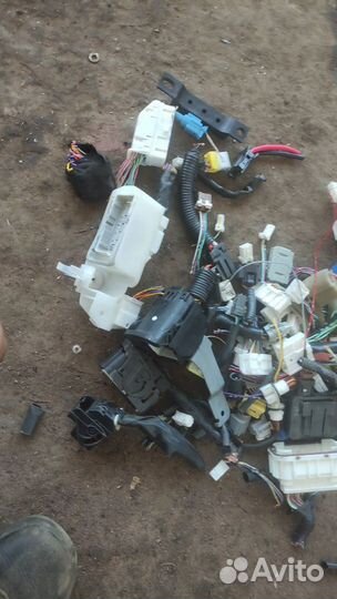 Фишки разъёмы проводки Nissan Juke