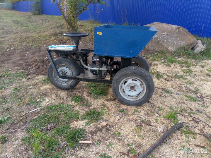 Тачка самоходная с мотором