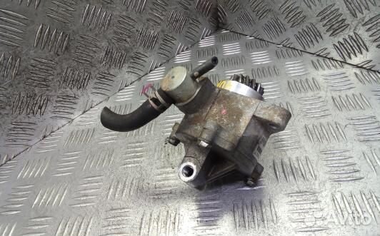 Насос вакуумный mitsubishi pajero 4 (4DN06KX01)