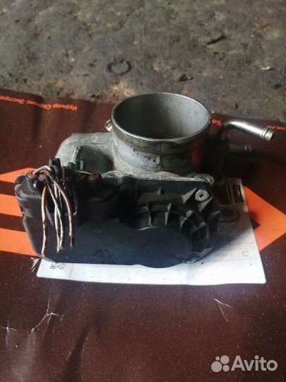 Дроссельная заслонка Toyota Avensis, 2.0 1AZ-FSE