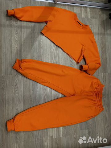 Спортивный костюм женский оранжевый