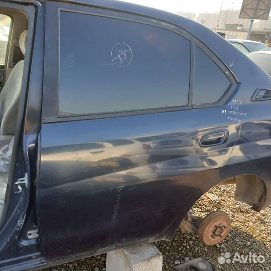 Toyota prius 10 Дверь Задняя Левая