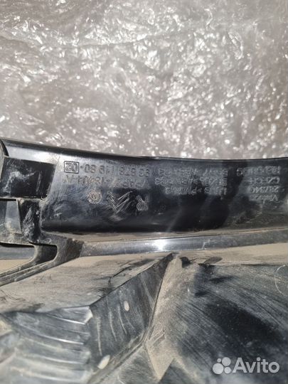 Фара правая citroen c4