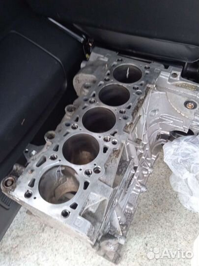 Блок двиг-ля Фольксваген т5 2.5, коленвал, поддон