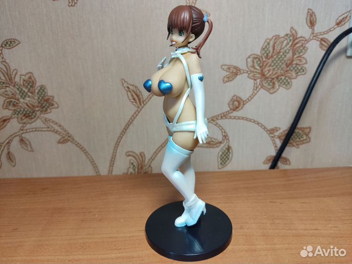 Аниме фигурка 18