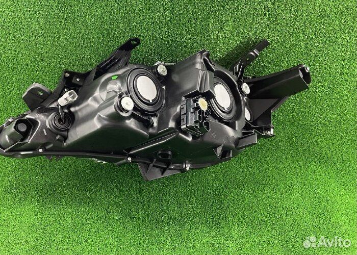 Фара правая Тойота Камри В50