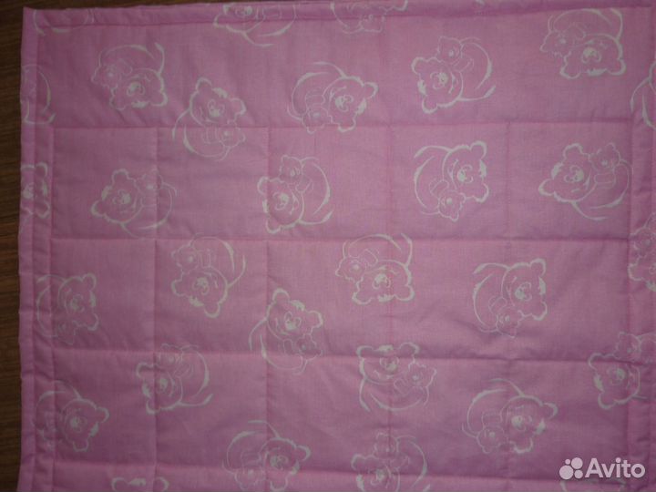 Лоскутный комплект в детскую кроватку для девочки