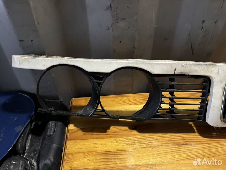 Решетка радиатора bmw 5 e 34