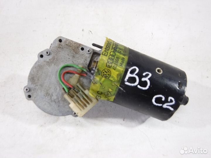 Моторчик стеклоочистителя передний Volkswagen Pass