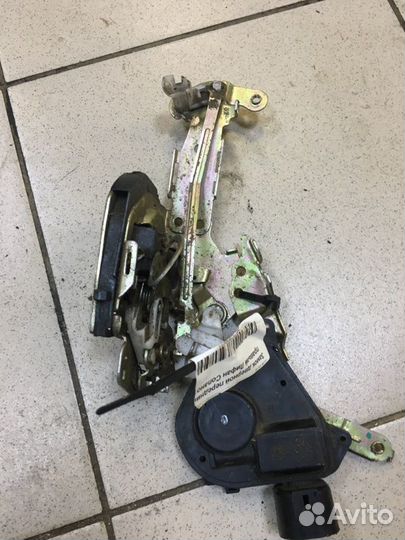 Замок дверной передний правый Lifan Solano 1