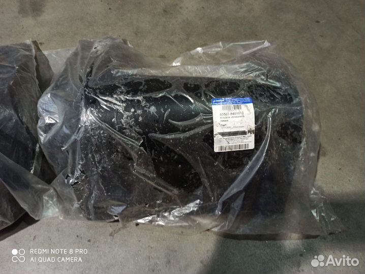 Обтекатель левый