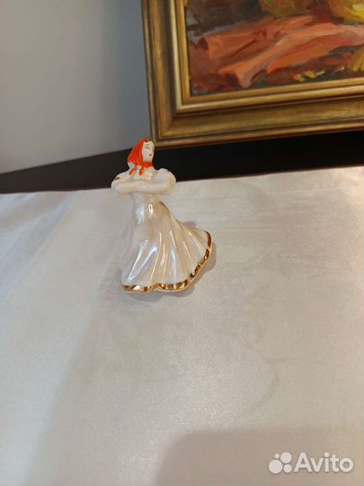 Антикварные фарфоровые статуэтки времен СССР