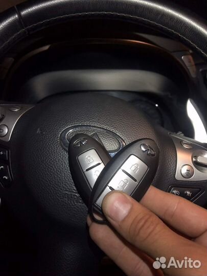 Смарт ключ для infiniti