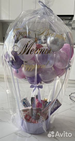 Гипсофила в коробке, букете, шары, цветы