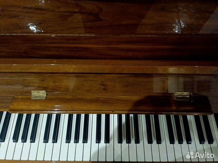 Немецкое пианино «Gebr.Niendorf»
