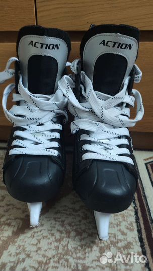 Коньки хоккейные 42 размер