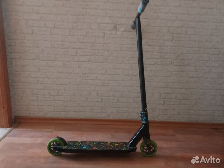 Трюковой самокат