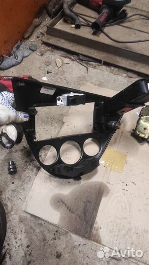 Рамка магнитолы ford focus 1