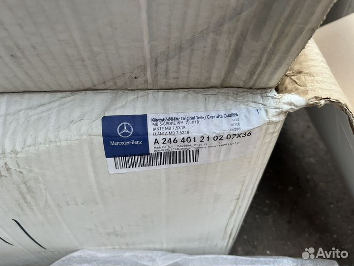 Оригинальный диск R18 от Mercedes CLA, A