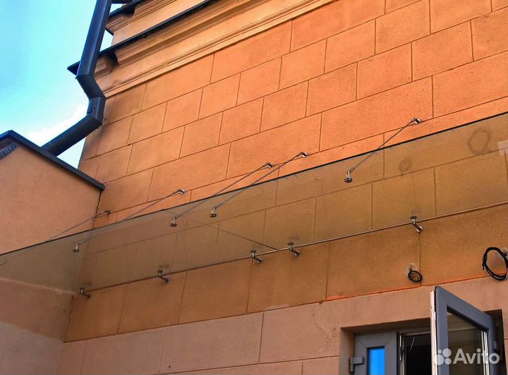 Стеклянные козырьки