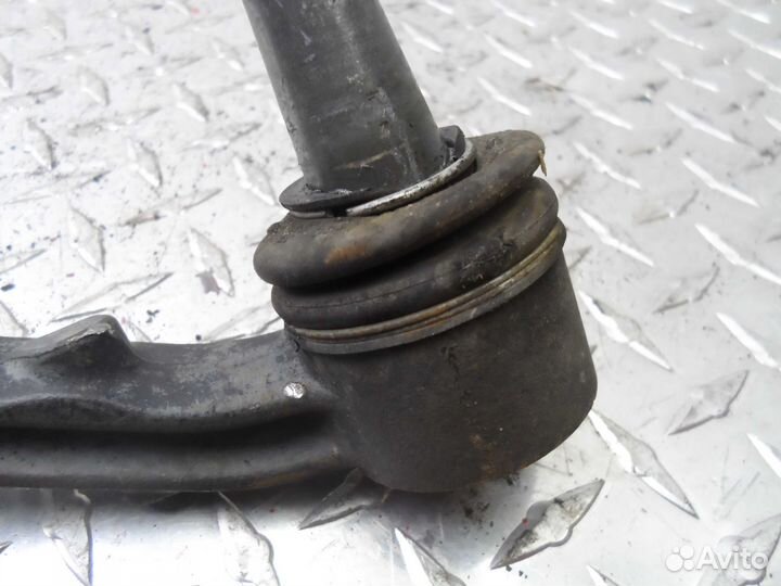 Рычаг передний левый нижний Chevrolet Camaro 5 921