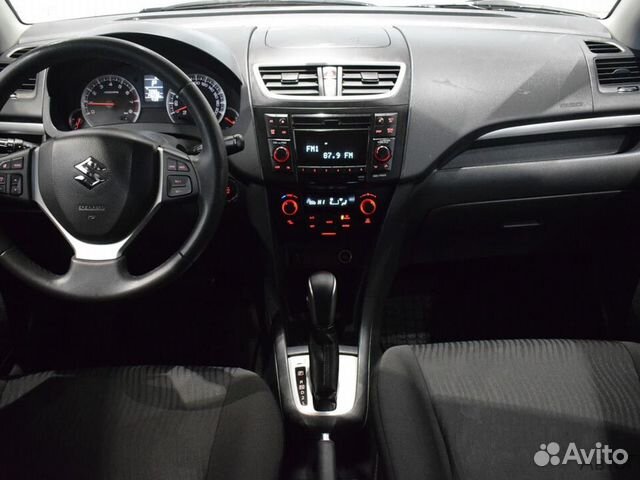 Suzuki Swift 1.2 AT, 2012, 146 238 км