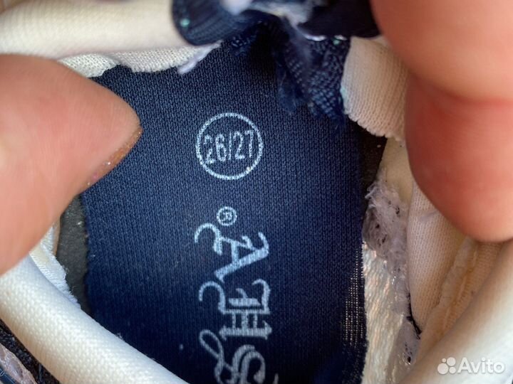 Тапочки детские для купания в море