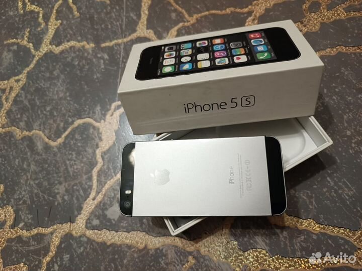 iPhone 5S, 32 ГБ