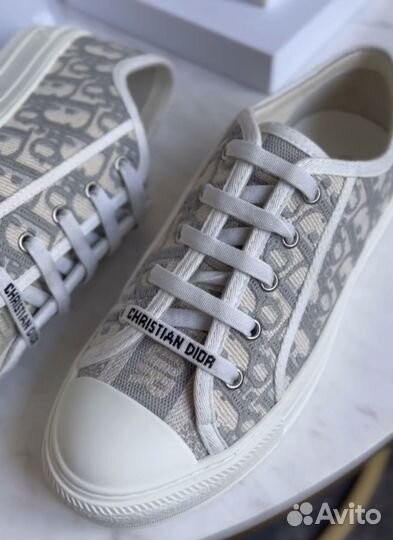 Кеды белые Dior
