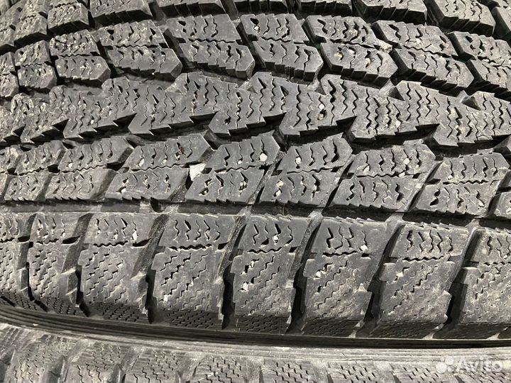 Toyo Observe G3-Ice 215/60 R17