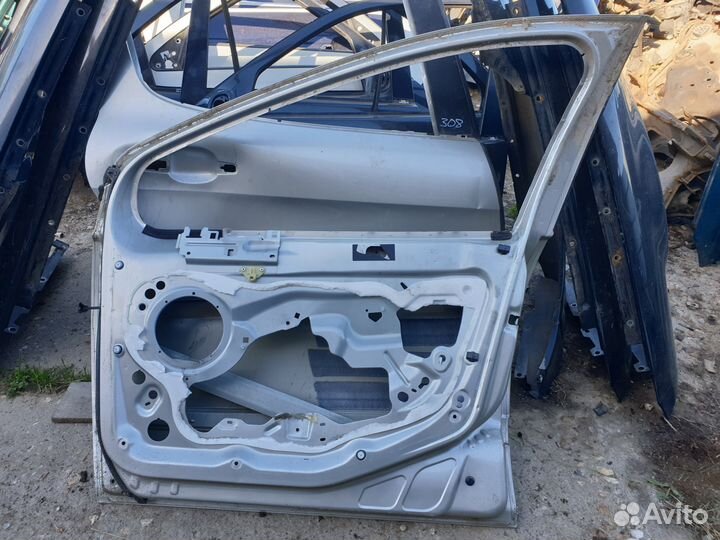 Дверь передняя правая peugeot 308 1 пежо хетчбек