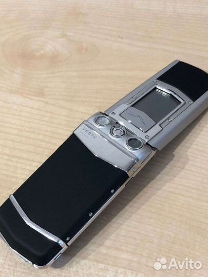 Телефон Vertu Ayxta