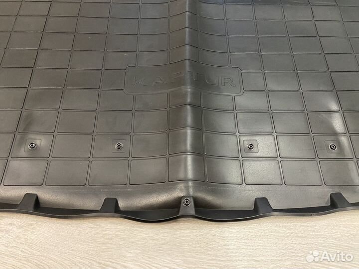 Оригинальный ковер с фартуком Renault Kaptur 4x4