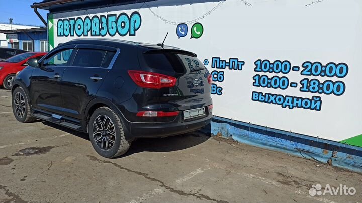 Накладка декоративная AUX Kia Sportage 846323U010W