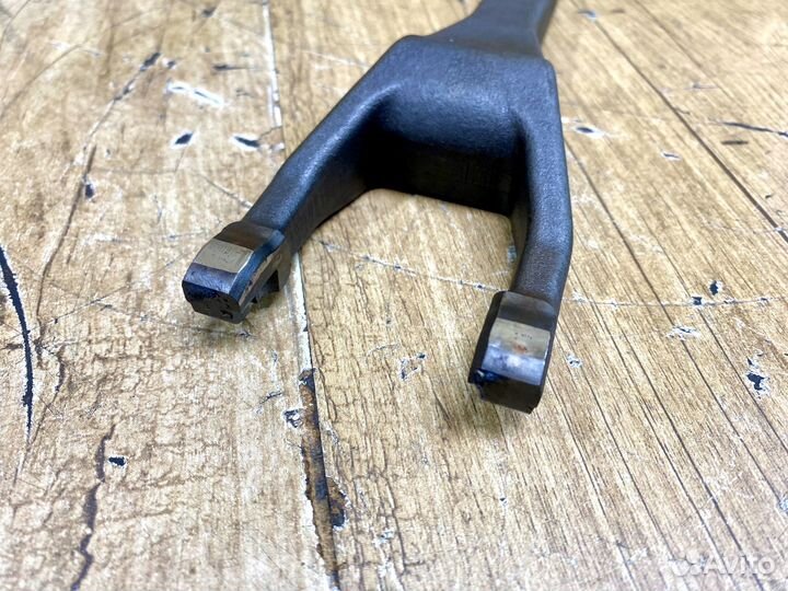 Вилка сцепления Nissan Navara D40 2004-2015г